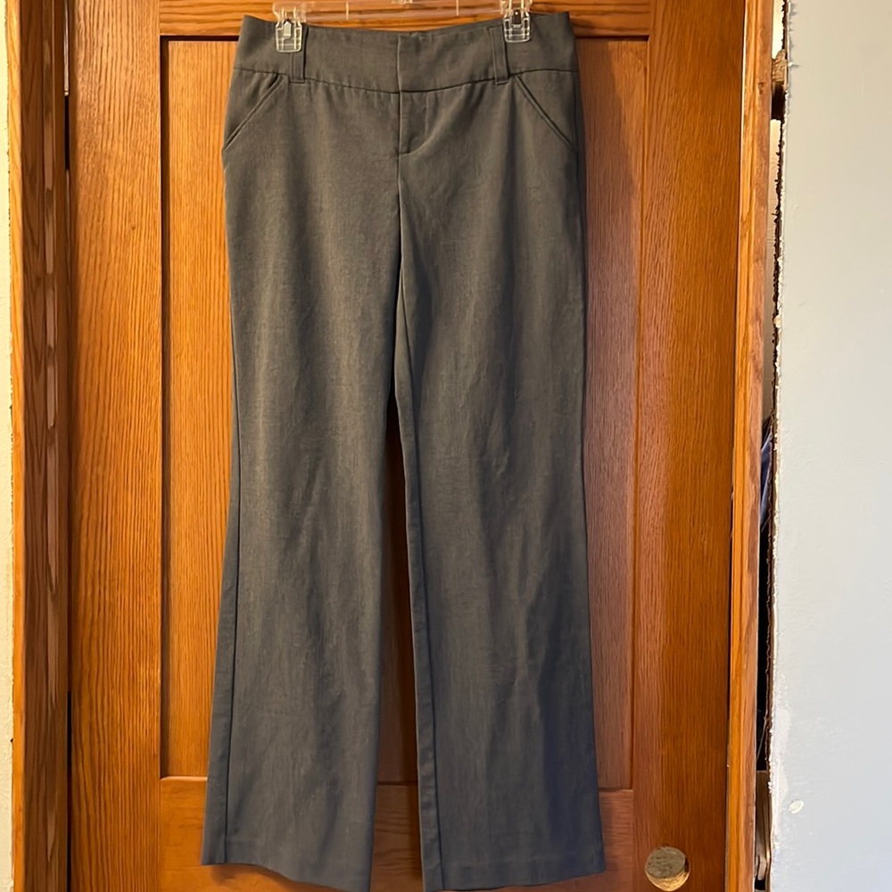 Daisy Fuentes dress pants